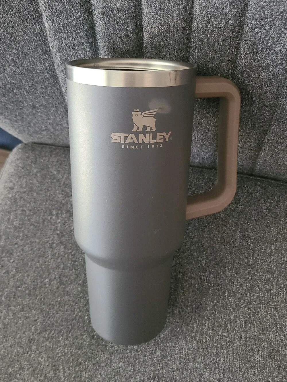 Stanley The Quencher H2.0 Flowstate 40 oz. Tumbler
